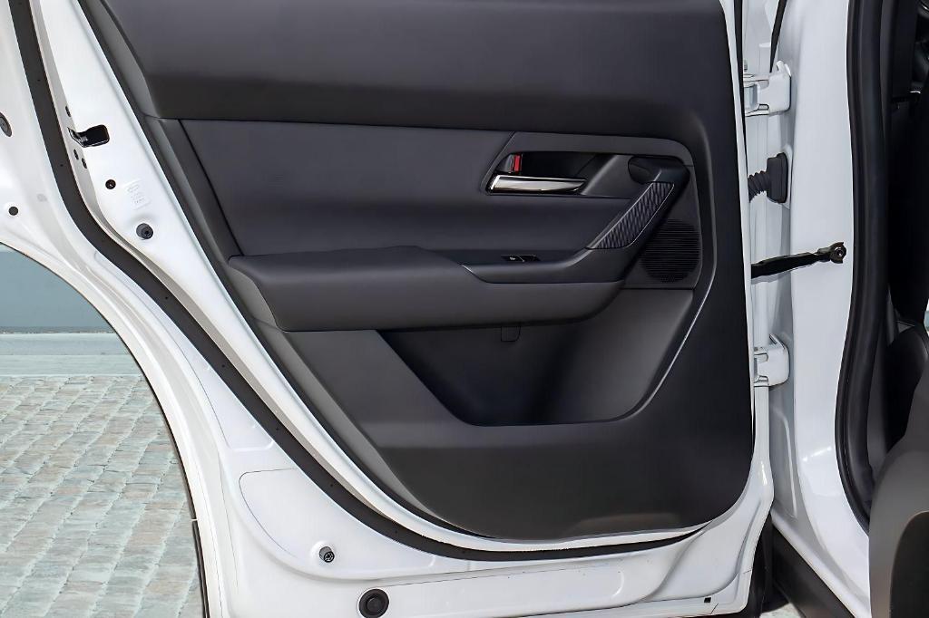 used 2025 Mazda CX-50 car, priced at $39,070