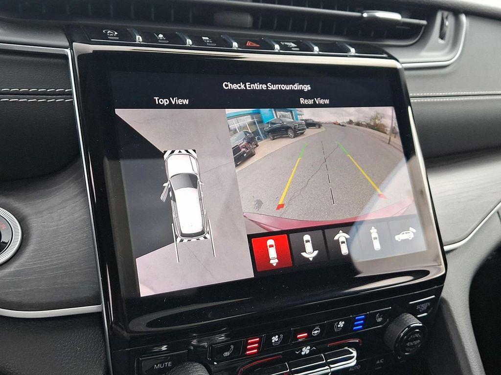 used 2023 Jeep Grand Cherokee car, priced at $32,947