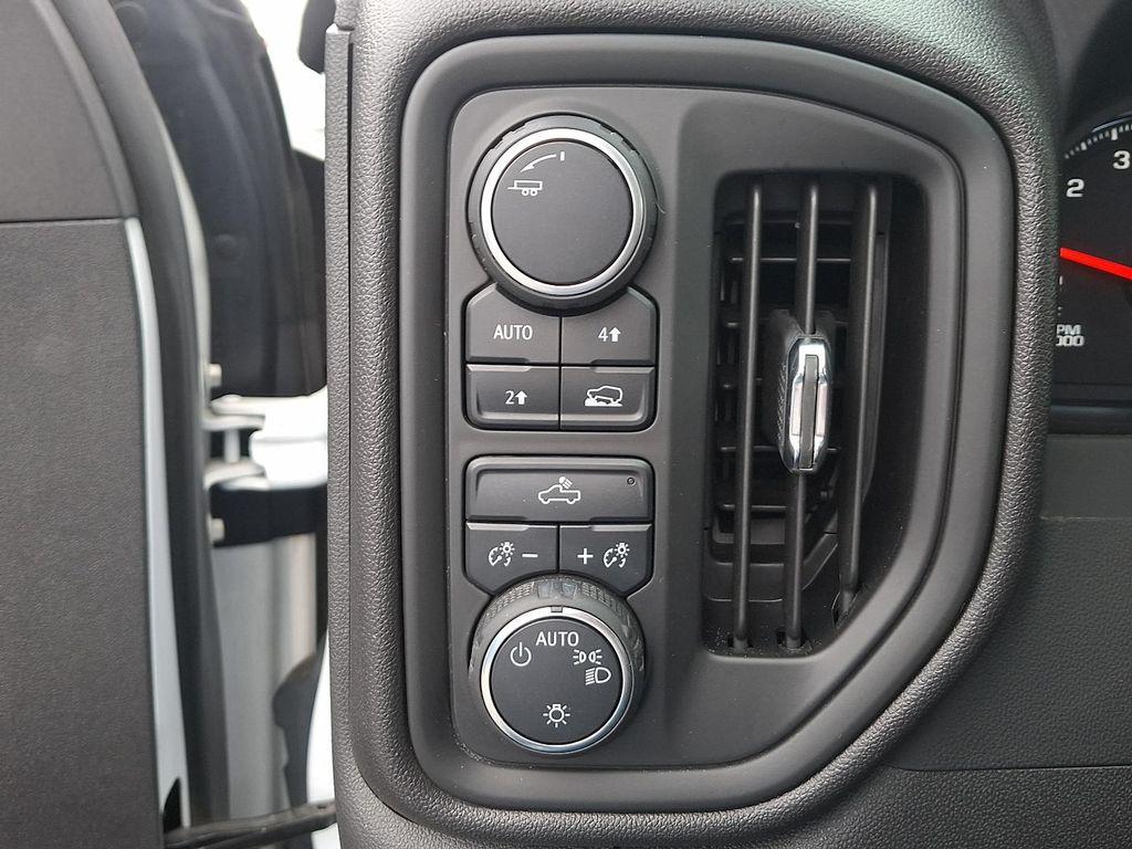 used 2022 Chevrolet Silverado 1500 car, priced at $27,995