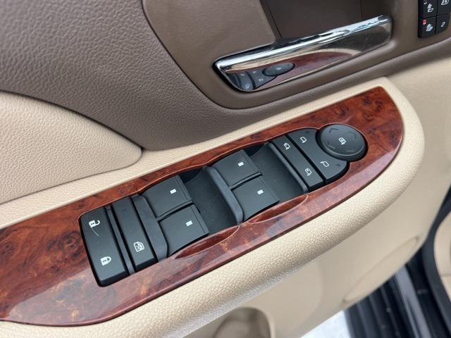 used 2009 Chevrolet Suburban car, priced at $9,499