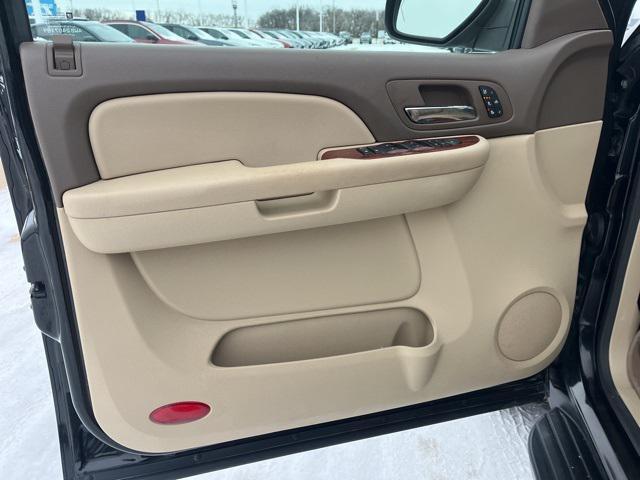 used 2009 Chevrolet Suburban car, priced at $9,499