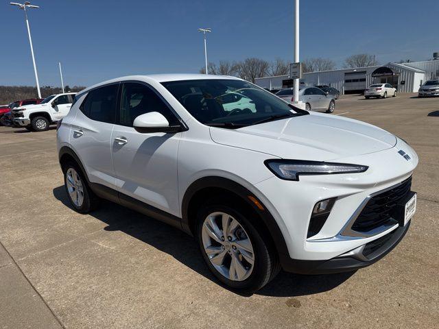 used 2025 Buick Encore GX car, priced at $22,999