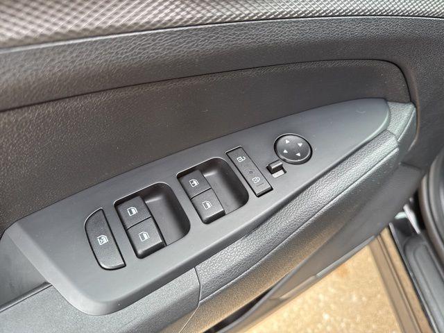 used 2025 Kia Sportage car, priced at $22,914