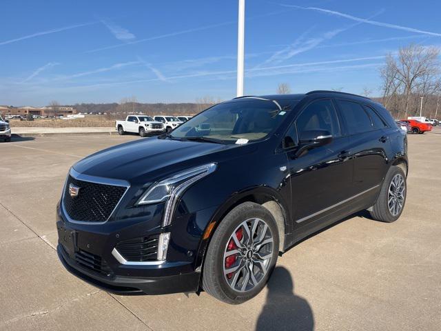 used 2022 Cadillac XT5 car, priced at $35,703