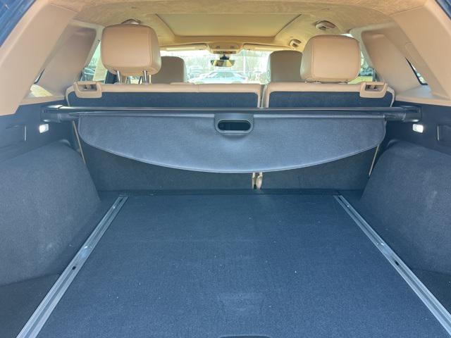 used 2022 Cadillac XT5 car, priced at $35,703