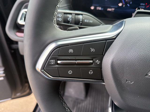 used 2025 Chevrolet Traverse car, priced at $49,999