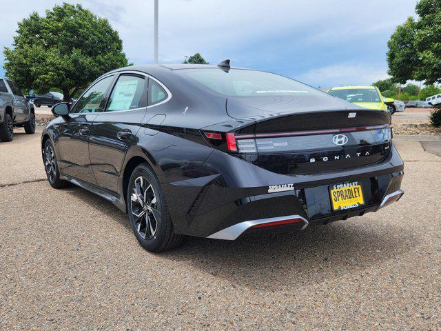 new 2025 Hyundai Sonata car, priced at $25,600