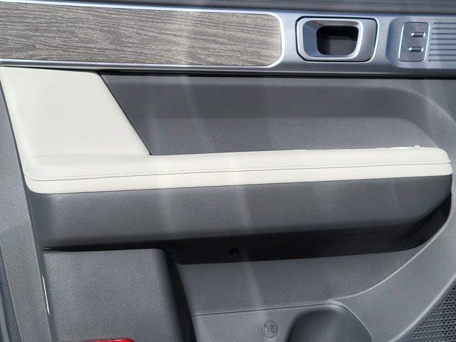 new 2026 Hyundai SANTA FE HEV car, priced at $46,000