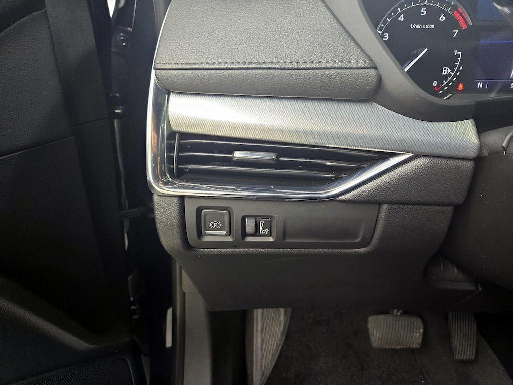 used 2023 Cadillac XT4 car, priced at $23,998