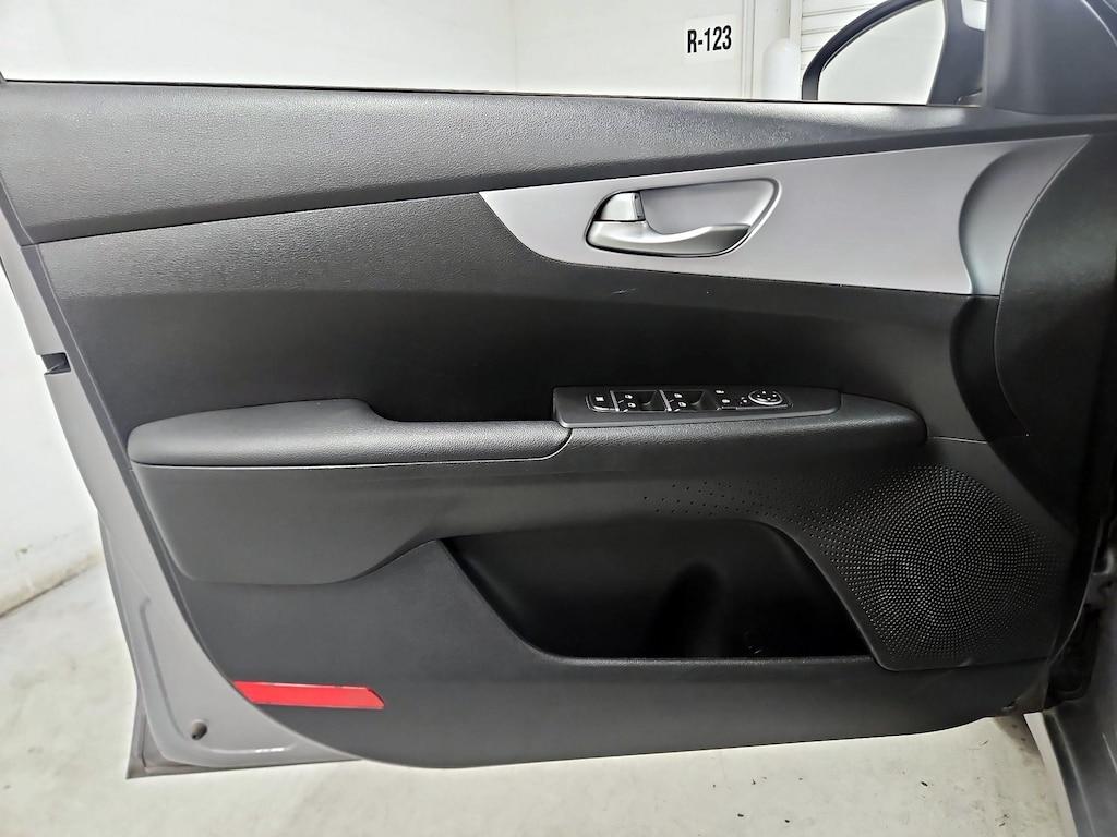 used 2024 Kia Forte car, priced at $18,998