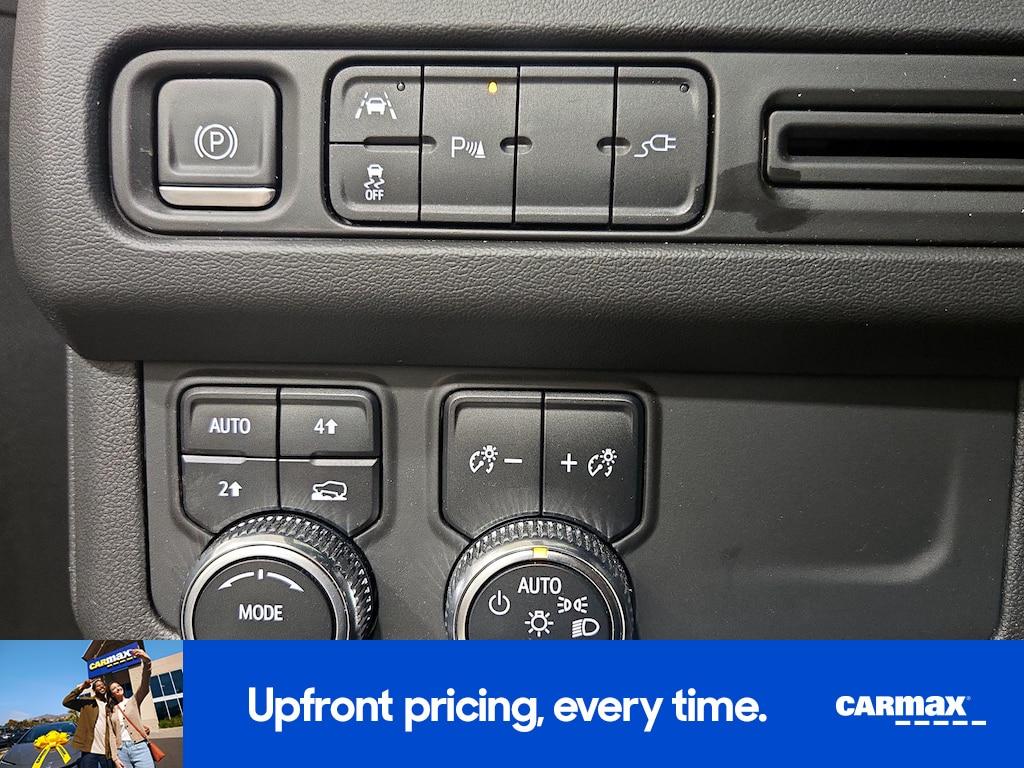 used 2021 GMC Yukon XL car, priced at $61,998