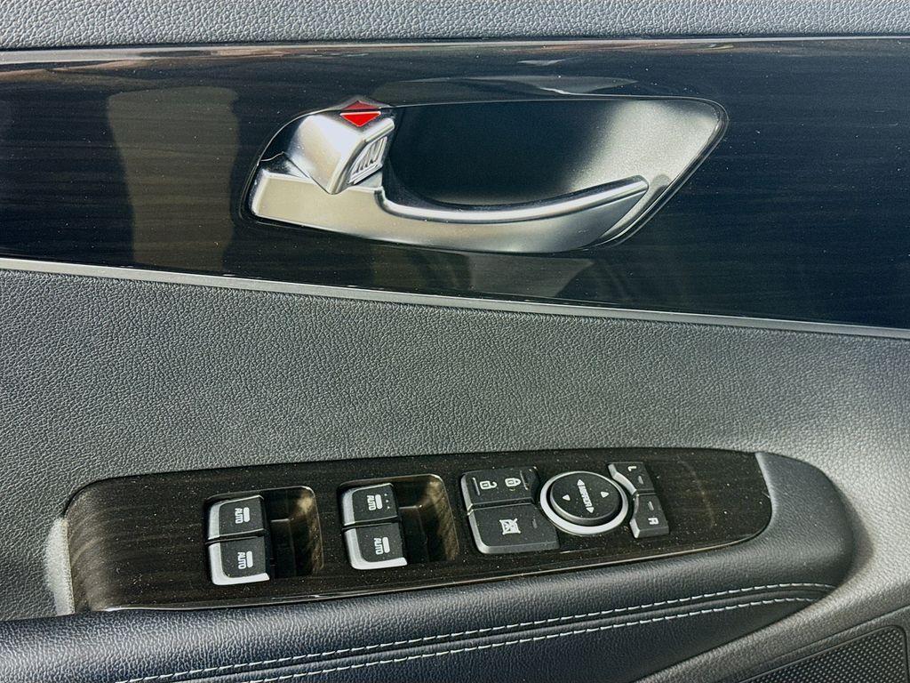 used 2019 Kia Sorento car, priced at $14,550