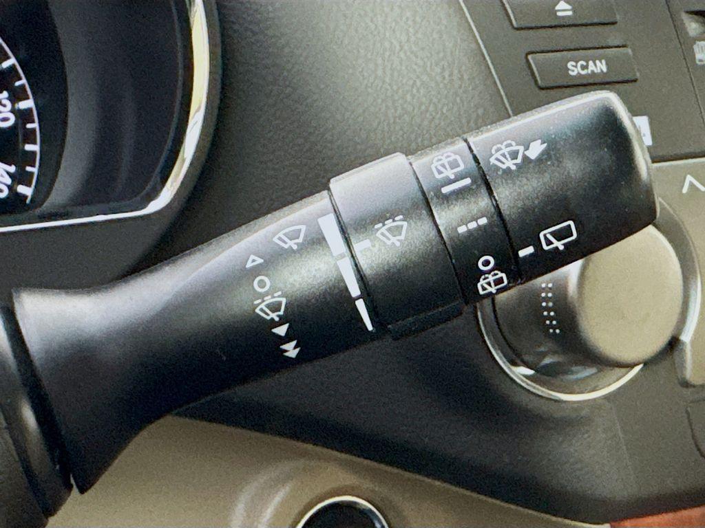 used 2009 Toyota Highlander car, priced at $12,500