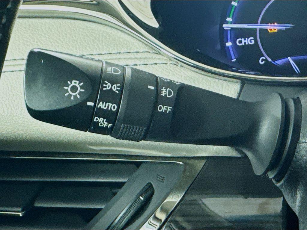 used 2013 Toyota Avalon Hybrid car, priced at $15,480