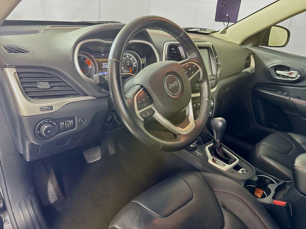 used 2016 Jeep Cherokee car, priced at $11,487