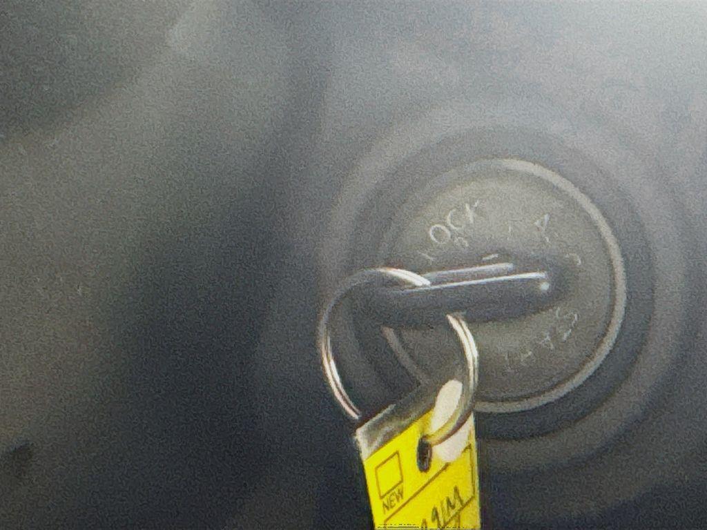 used 2007 Nissan Frontier car, priced at $8,000