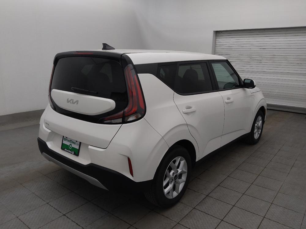 used 2024 Kia Soul car, priced at $18,095