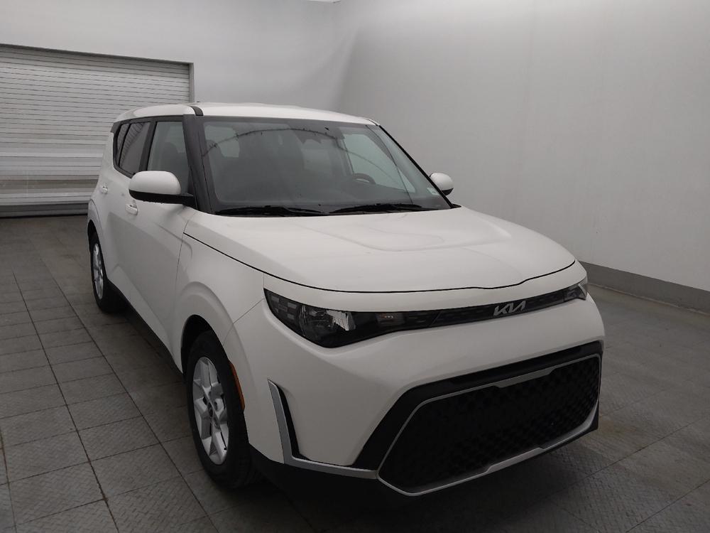 used 2024 Kia Soul car, priced at $18,095