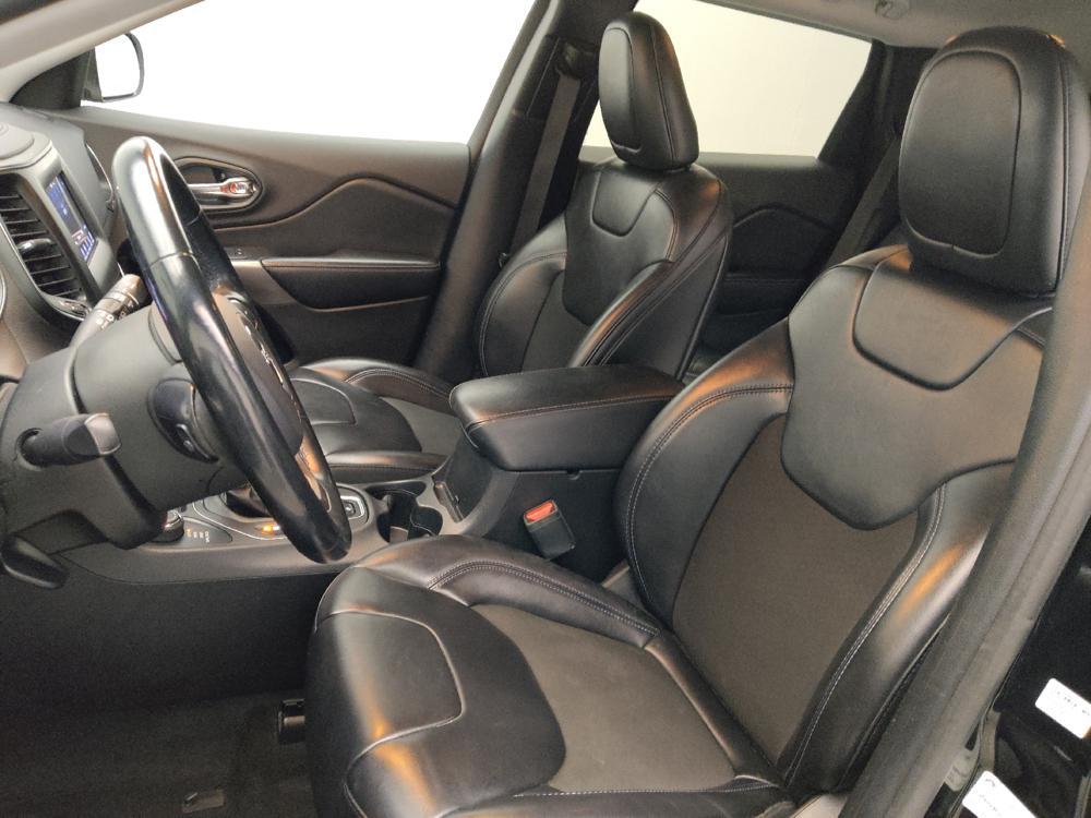 used 2020 Jeep Cherokee car, priced at $18,695