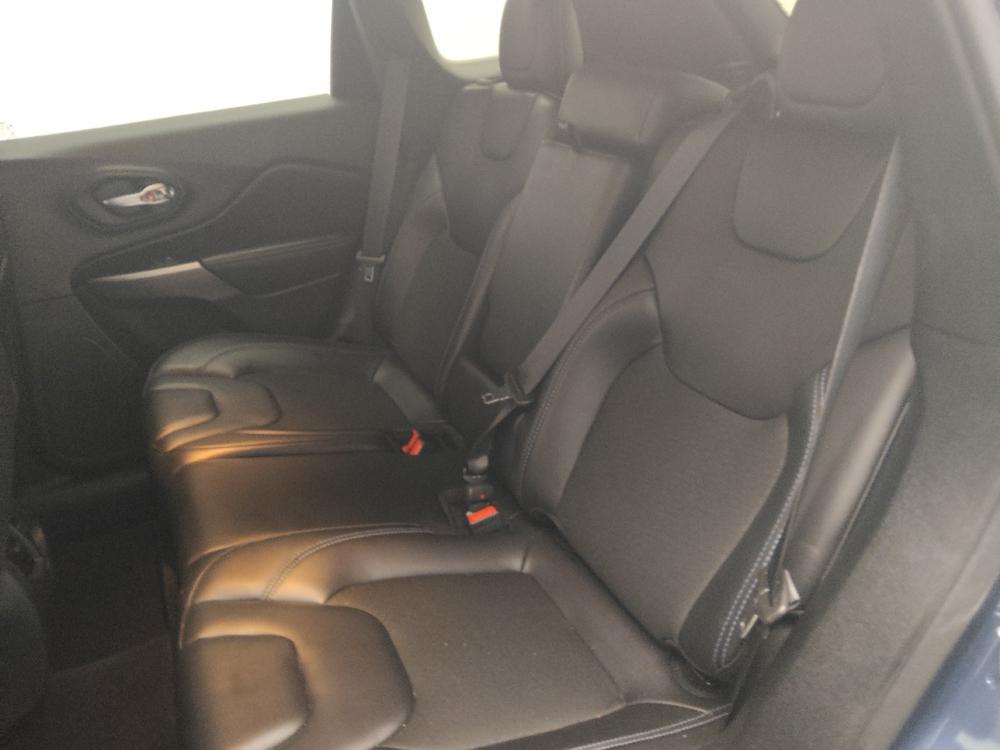 used 2021 Jeep Cherokee car, priced at $19,095