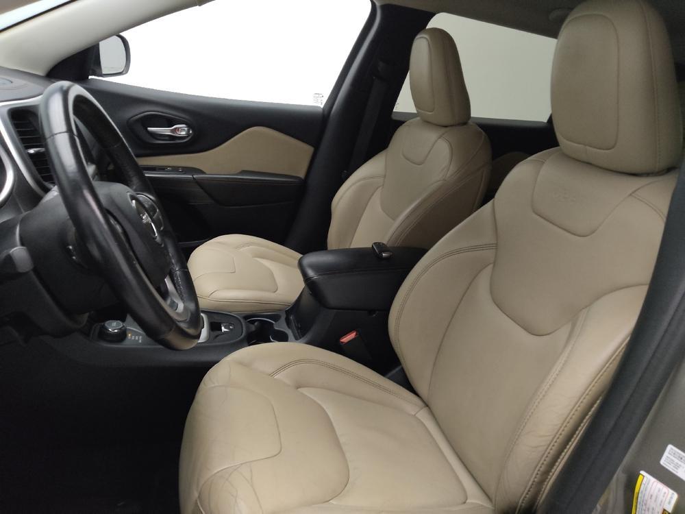 used 2016 Jeep Cherokee car, priced at $15,595