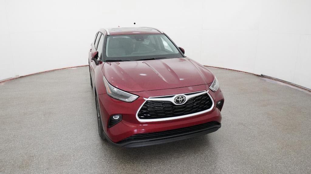 new 2026 Toyota Highlander car, priced at $49,247