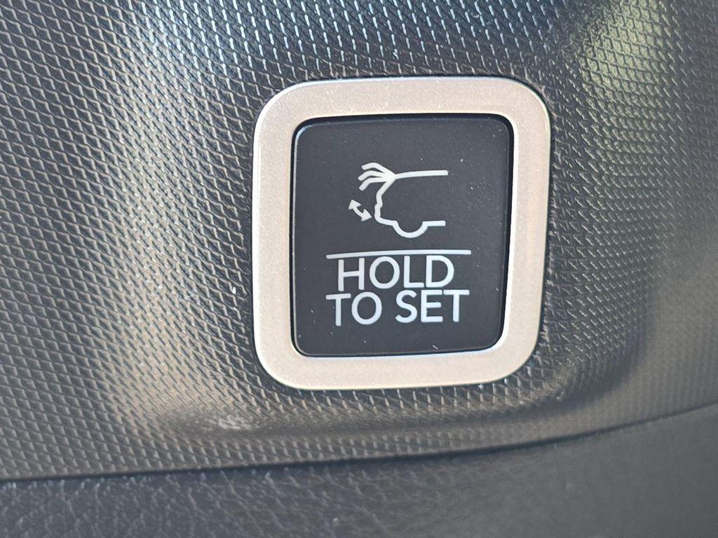 used 2025 Jeep Grand Cherokee car, priced at $52,480