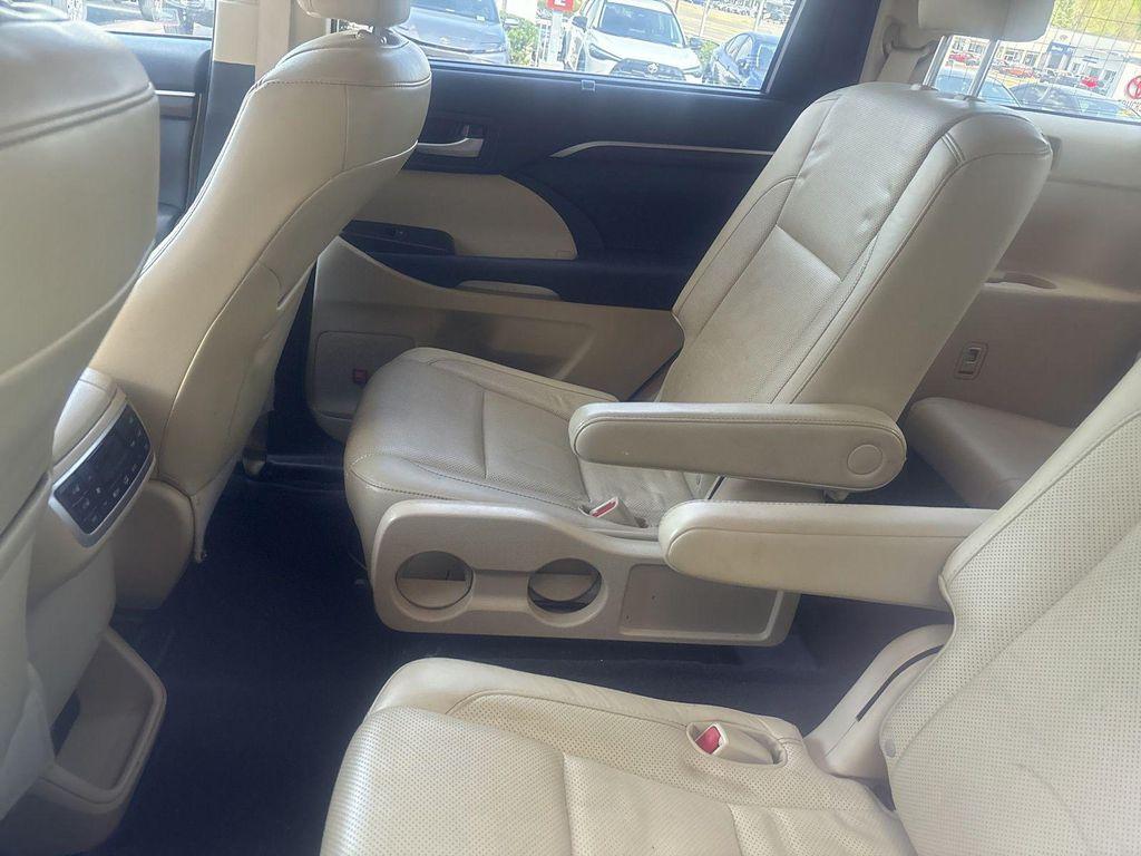 used 2014 Toyota Highlander car, priced at $16,880