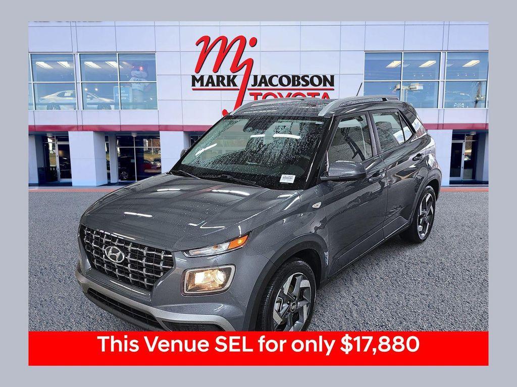 used 2025 Hyundai Venue car, priced at $17,880