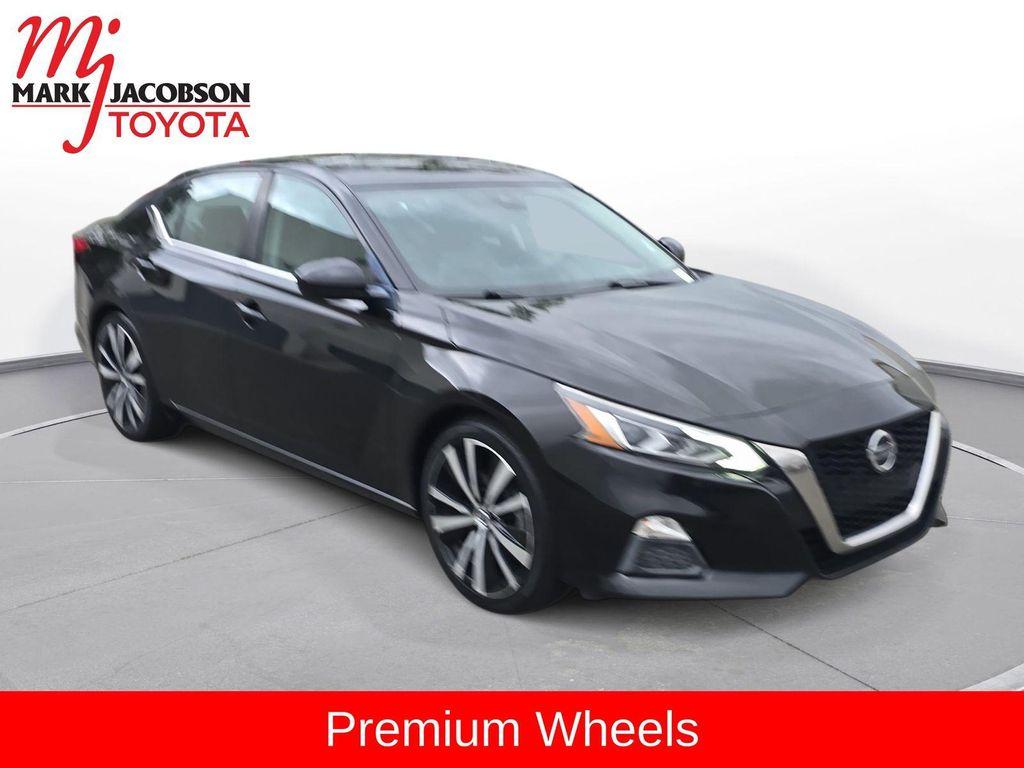 used 2020 Nissan Altima car, priced at $11,680
