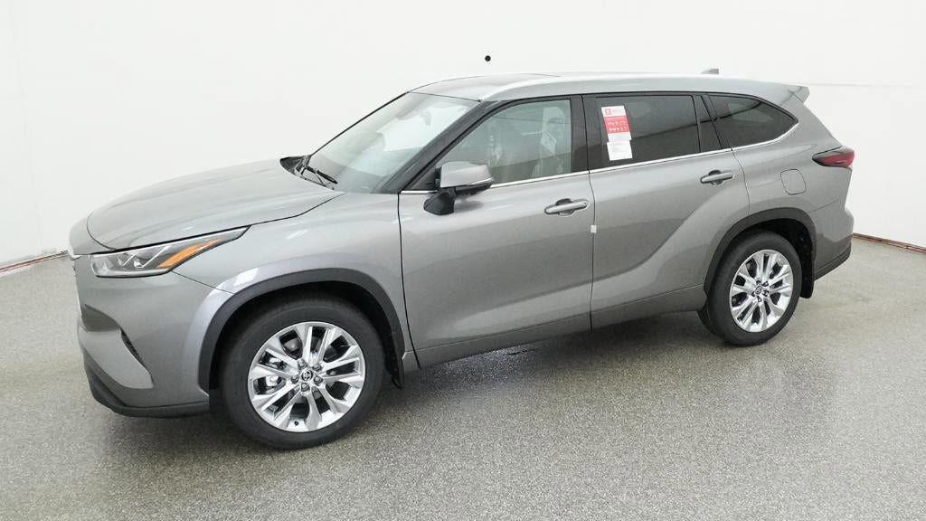 new 2026 Toyota Highlander car, priced at $55,163