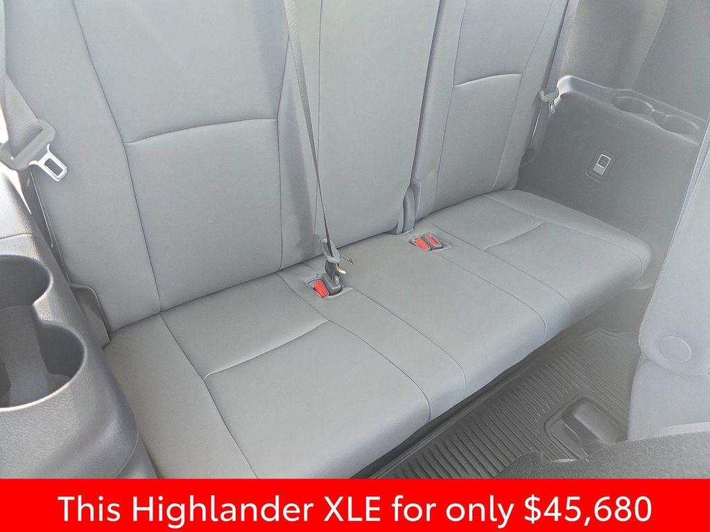 used 2025 Toyota Highlander car, priced at $45,680
