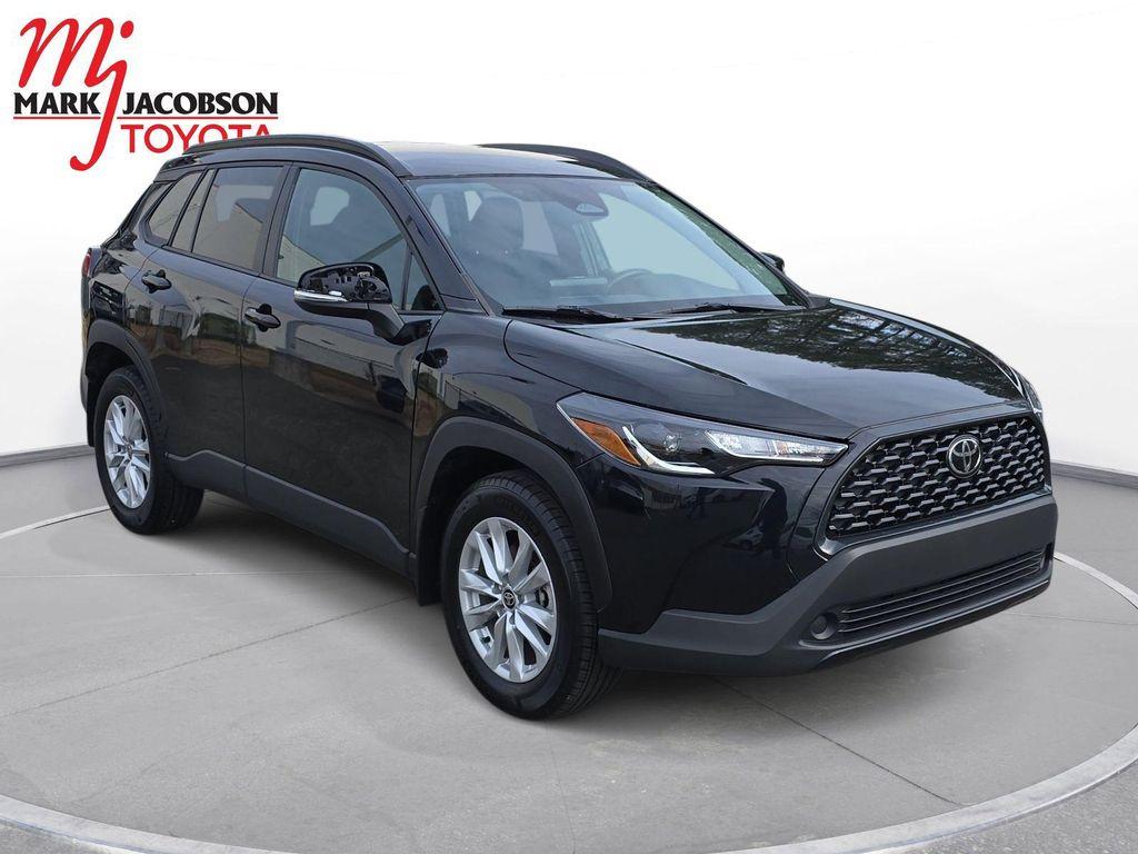 used 2024 Toyota Corolla Cross car, priced at $23,980