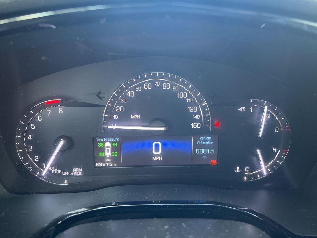 used 2018 Cadillac XT5 car, priced at $17,980