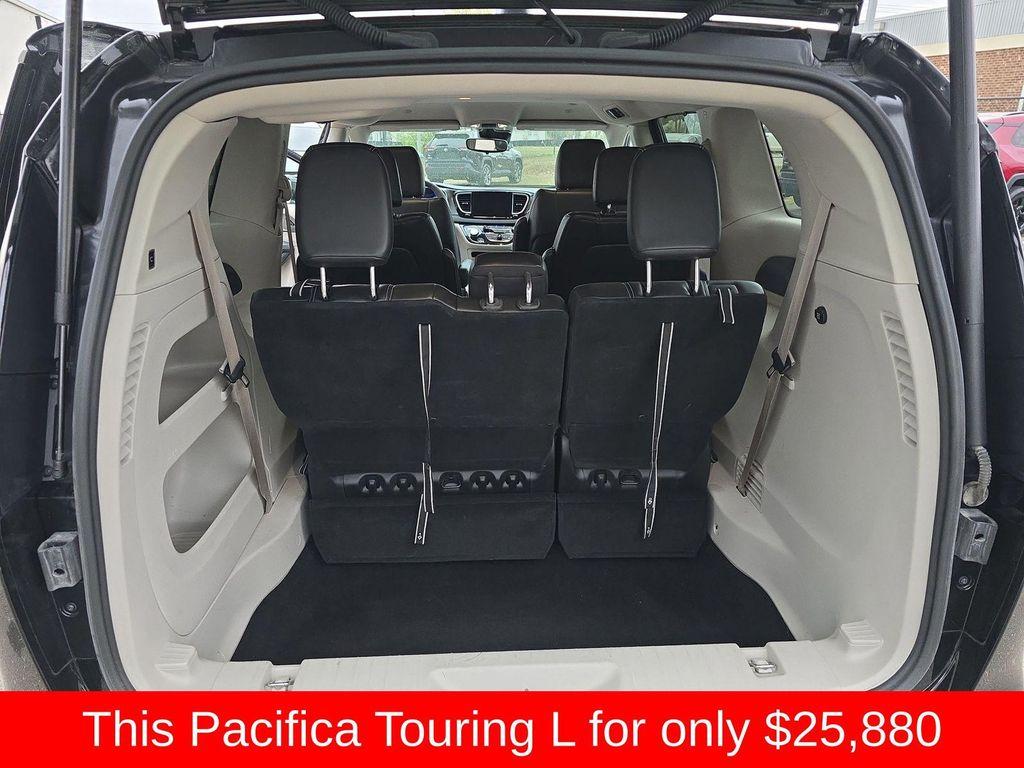 used 2024 Chrysler Pacifica car, priced at $25,580