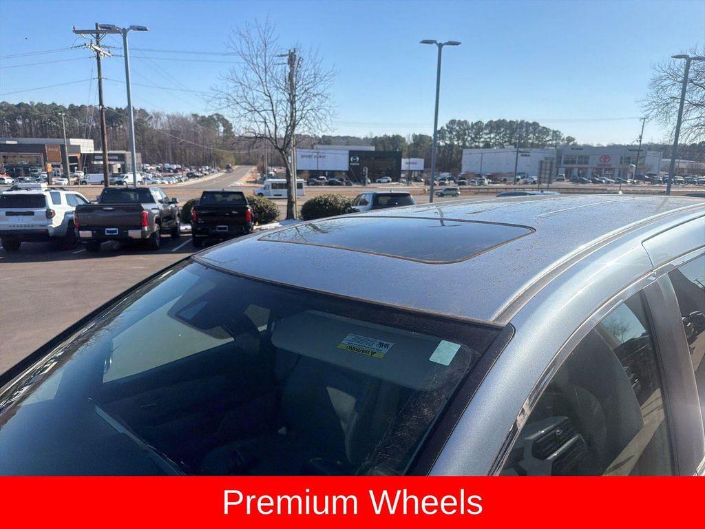 used 2014 Honda Odyssey car, priced at $12,980