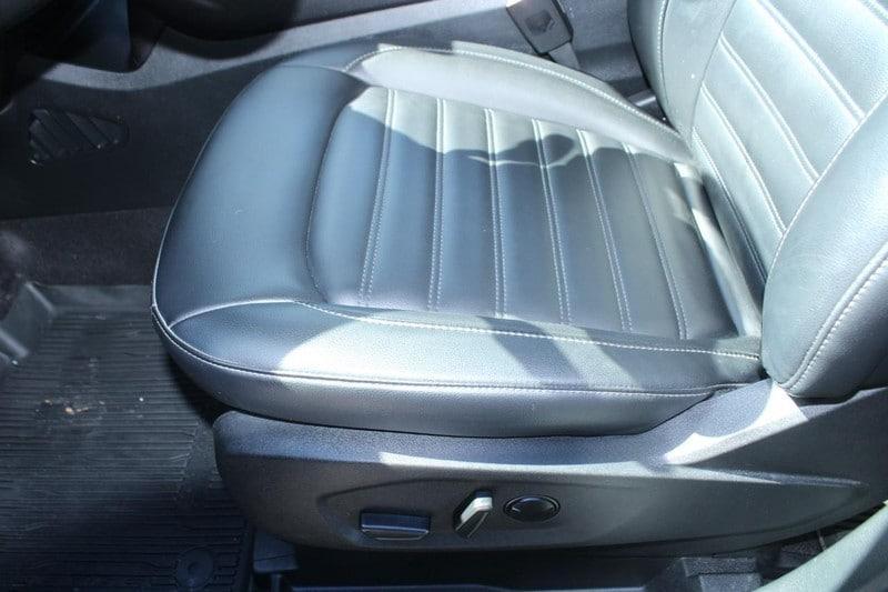 used 2023 Ford Edge car, priced at $26,995