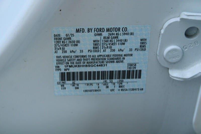 used 2025 Ford Explorer car
