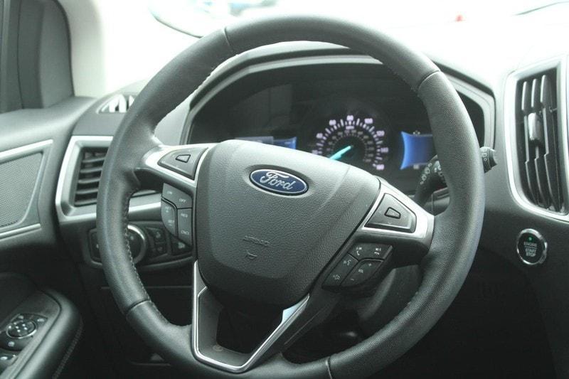 used 2024 Ford Edge car, priced at $29,995