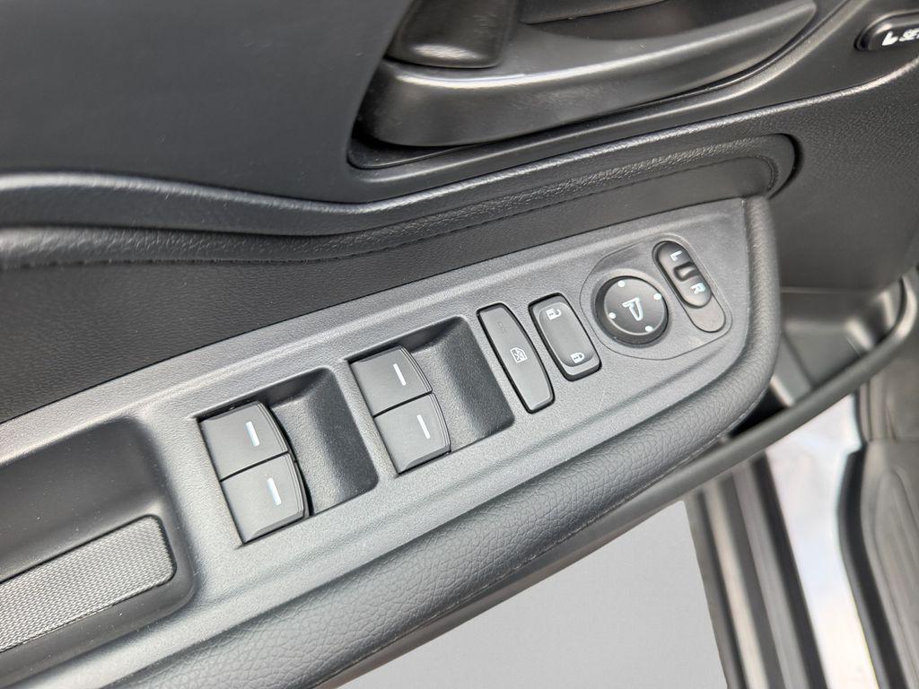 used 2025 Honda Odyssey car, priced at $38,407