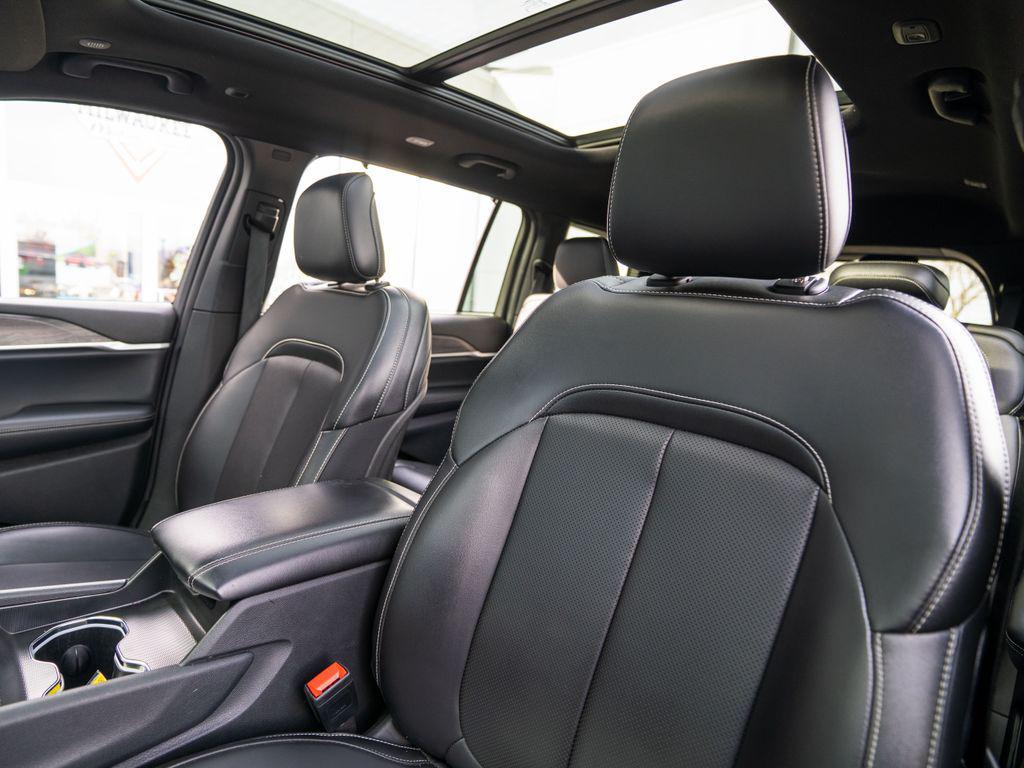 used 2024 Jeep Grand Cherokee L car, priced at $34,993