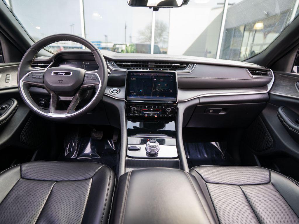 used 2024 Jeep Grand Cherokee L car, priced at $34,993