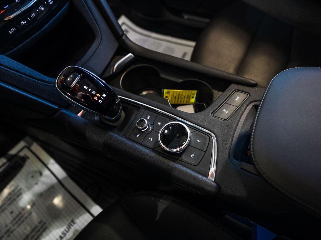 used 2023 Cadillac XT5 car, priced at $28,408