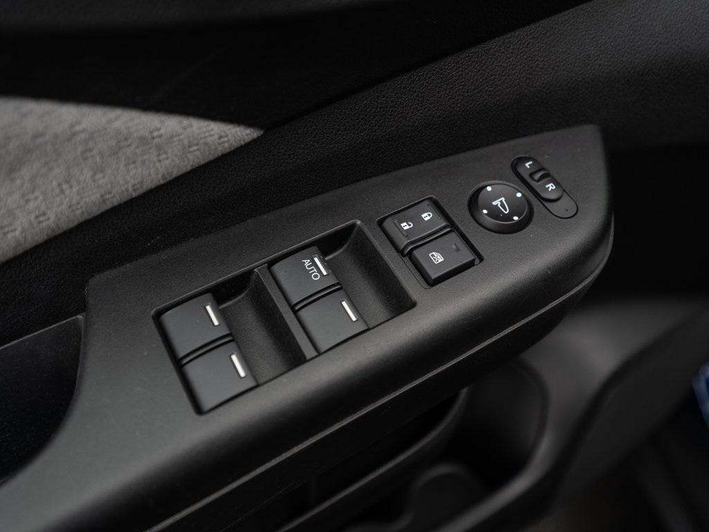 used 2015 Honda CR-V car, priced at $13,986