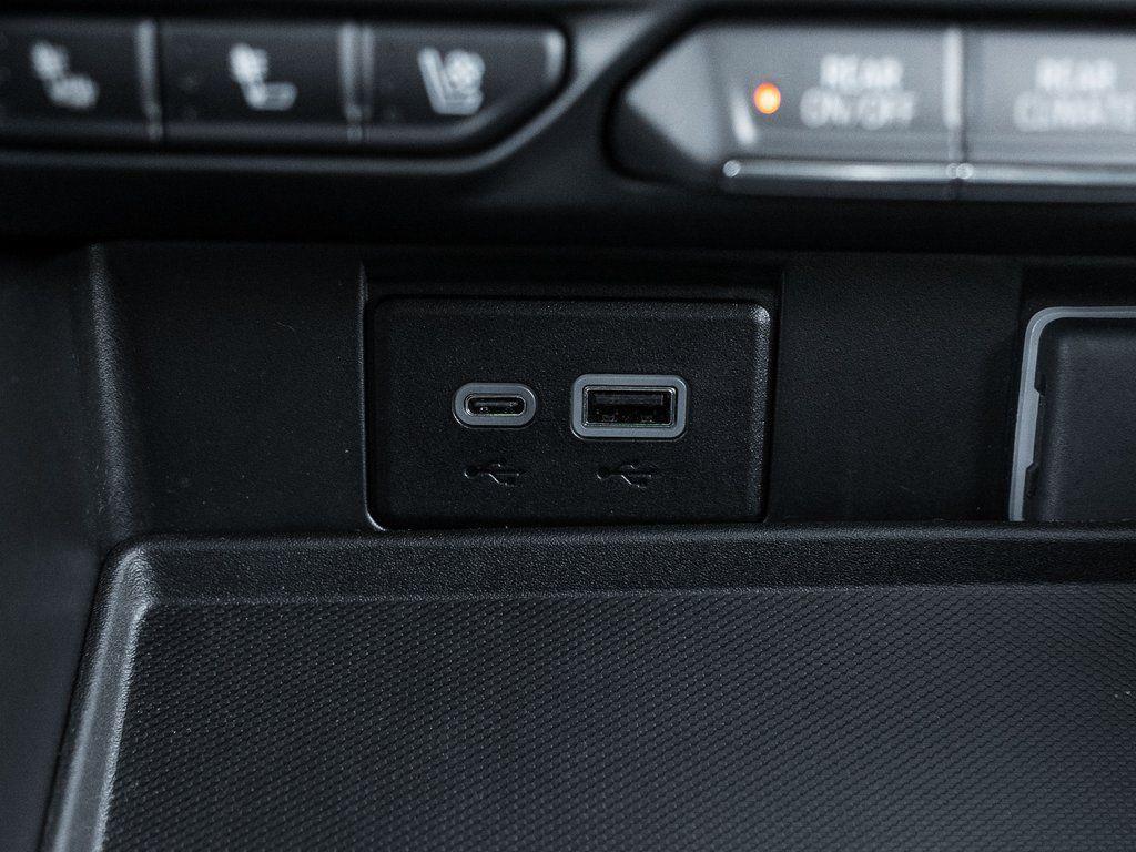 used 2024 GMC Yukon car, priced at $59,996