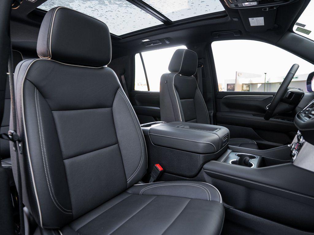 used 2024 GMC Yukon car, priced at $59,996