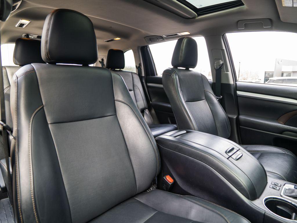 used 2017 Toyota Highlander car, priced at $21,383