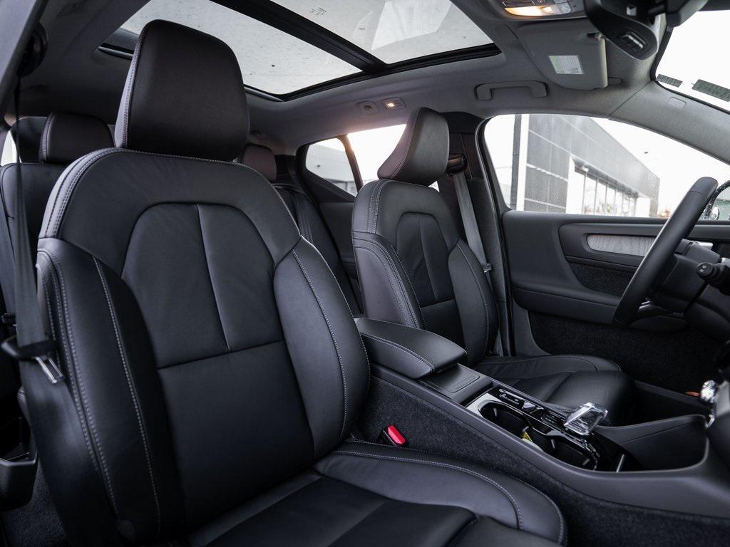 used 2023 Volvo XC40 car, priced at $30,308