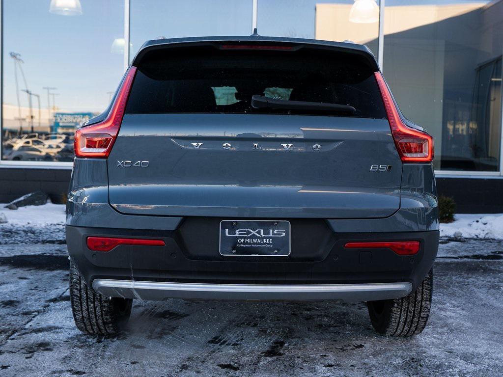 used 2023 Volvo XC40 car, priced at $30,308