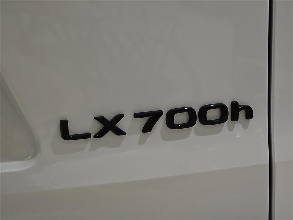 new 2025 Lexus LX 700h car, priced at $115,510